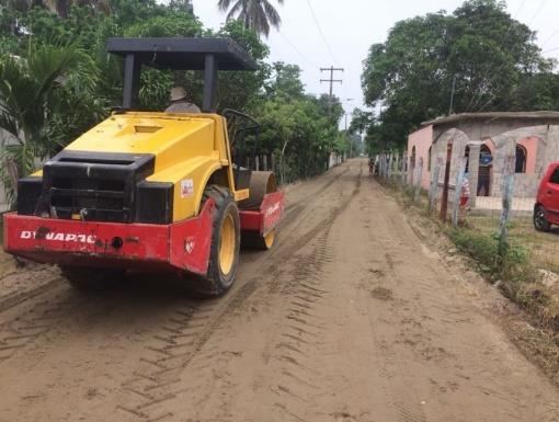 Rodillo compactador en obra